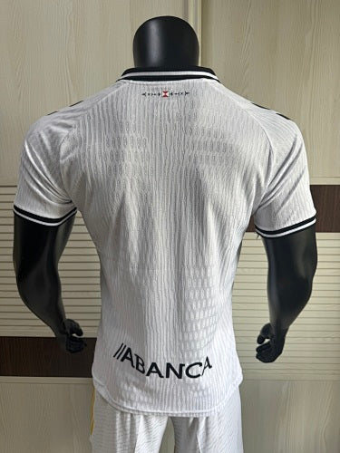 Equipación Portero Edición Especial Oliveira Dos Cen Anos UEFA Celta de Vigo 25/26