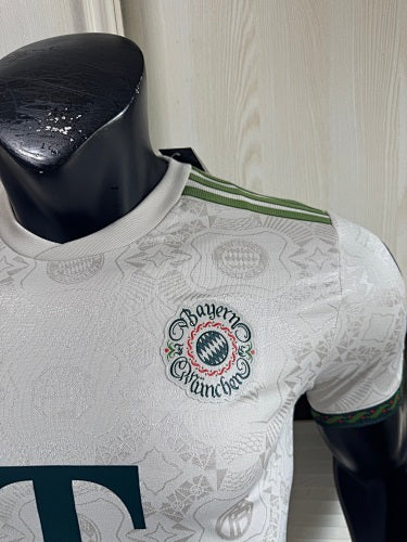 Equipación Edición Especial Oktoberfest Bayern Múnich 25/26